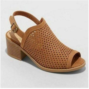 Art Class Brown Sandals